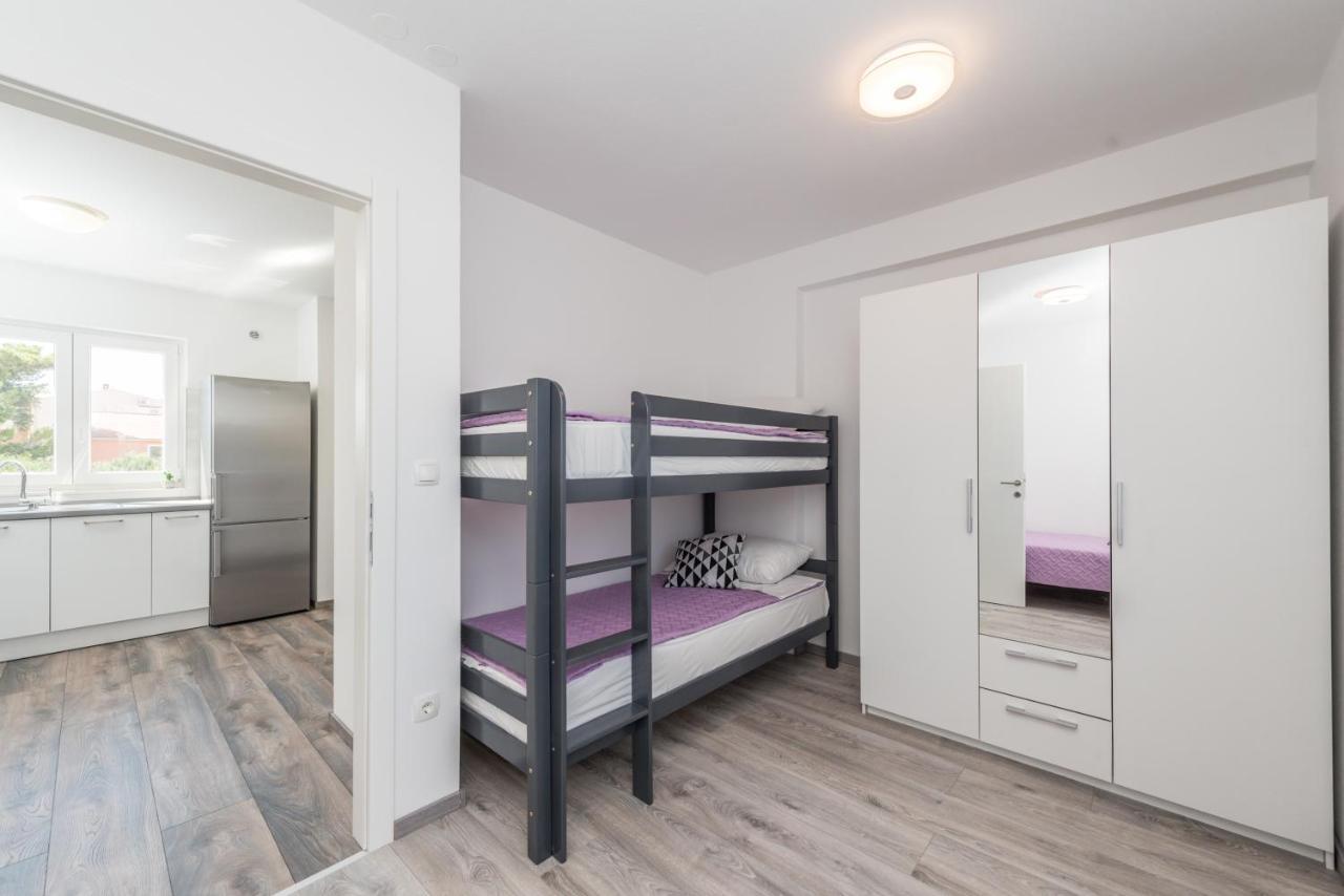 Apartments Janice Pakoštane Extérieur photo