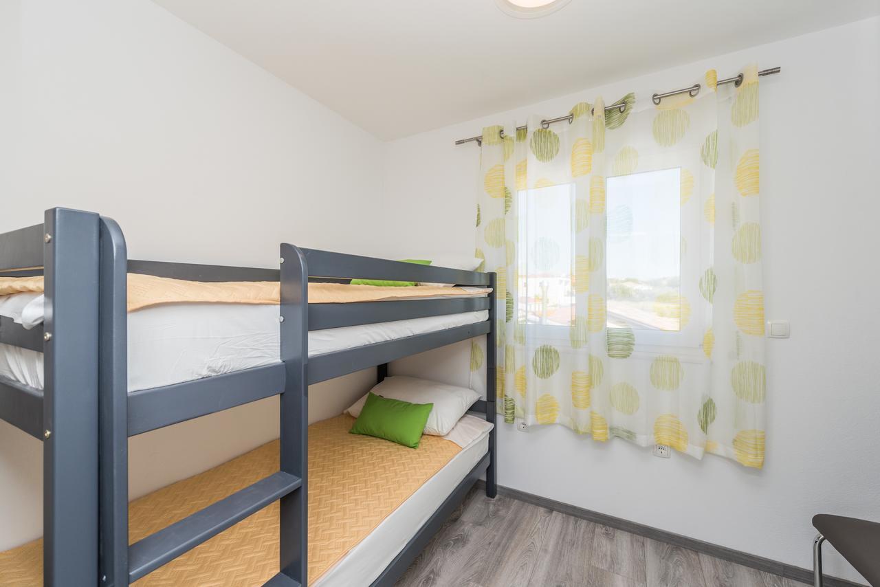 Apartments Janice Pakoštane Extérieur photo