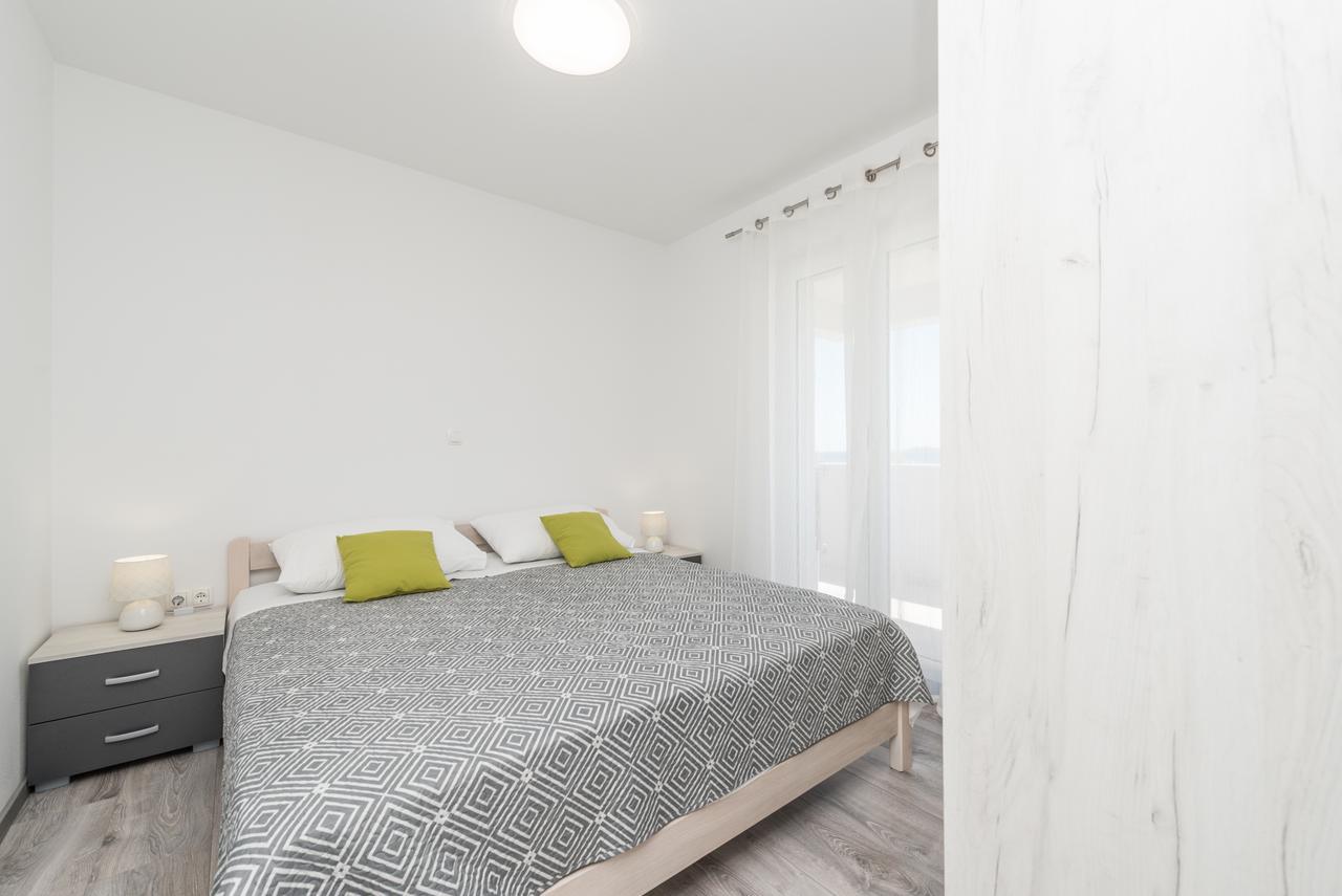 Apartments Janice Pakoštane Extérieur photo